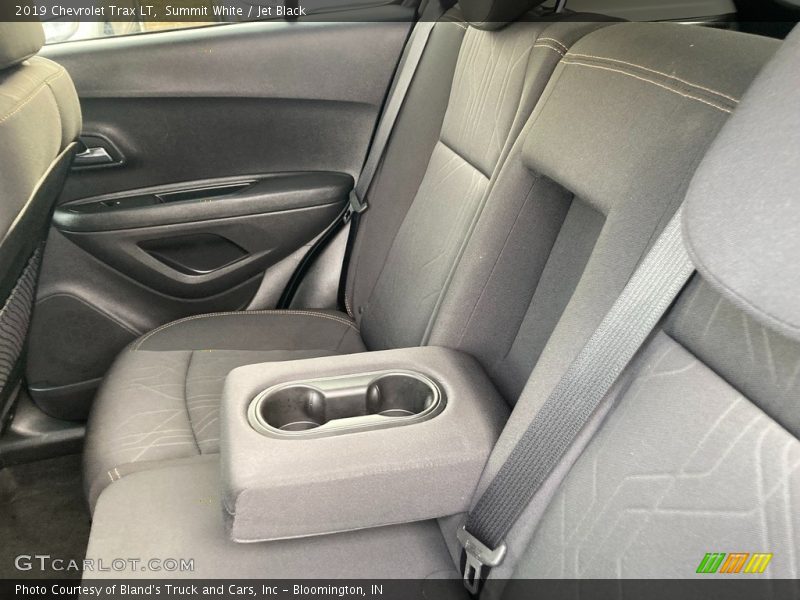 Summit White / Jet Black 2019 Chevrolet Trax LT