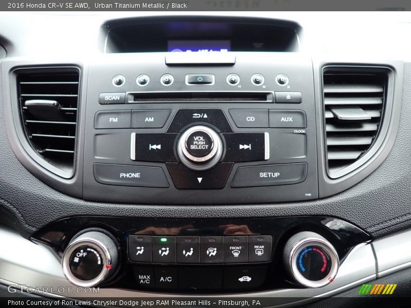Controls of 2016 CR-V SE AWD