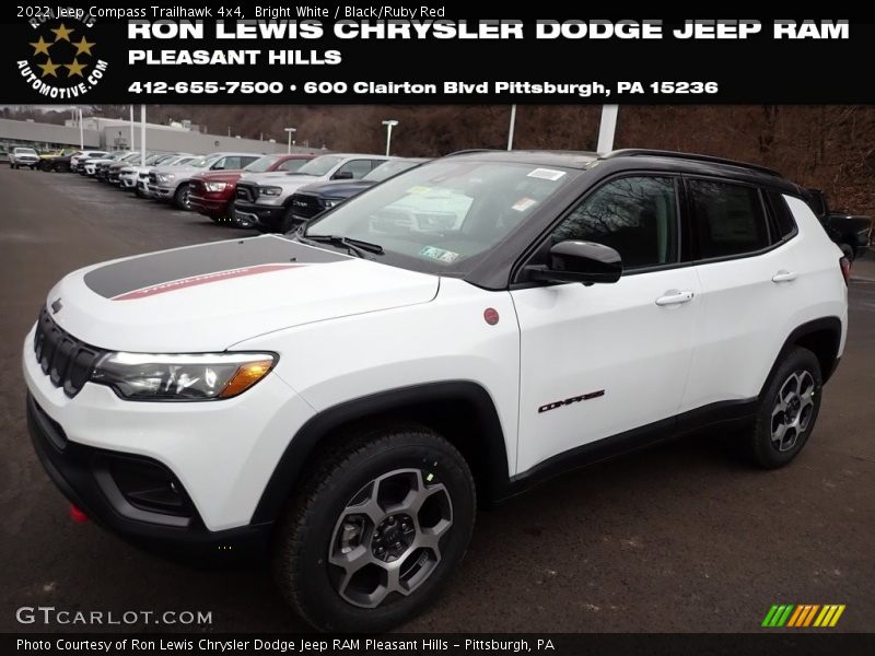 Bright White / Black/Ruby Red 2022 Jeep Compass Trailhawk 4x4