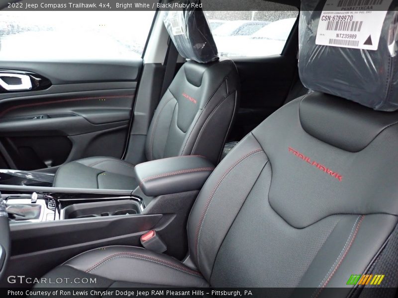 Bright White / Black/Ruby Red 2022 Jeep Compass Trailhawk 4x4