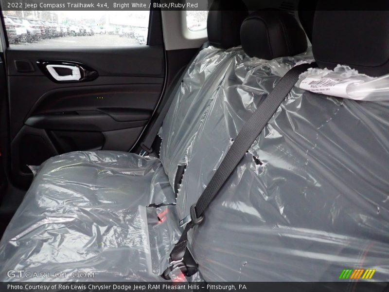 Bright White / Black/Ruby Red 2022 Jeep Compass Trailhawk 4x4