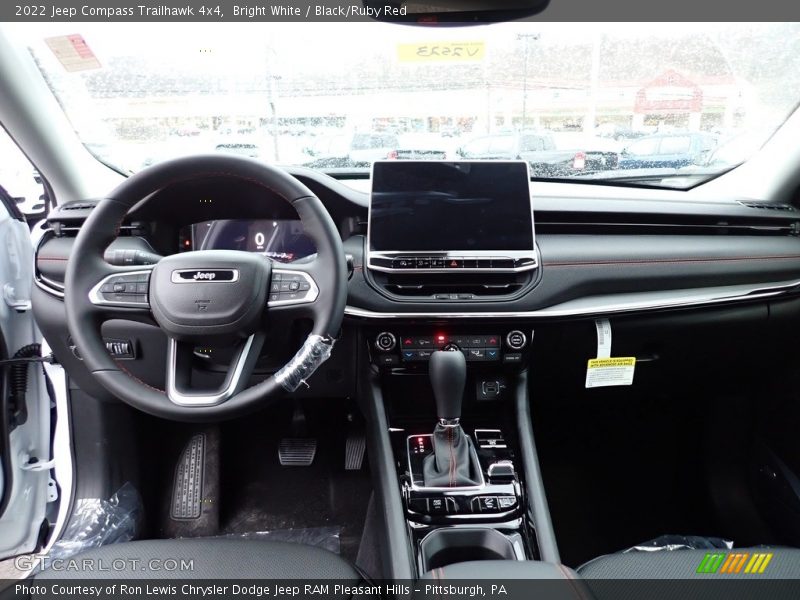 Bright White / Black/Ruby Red 2022 Jeep Compass Trailhawk 4x4