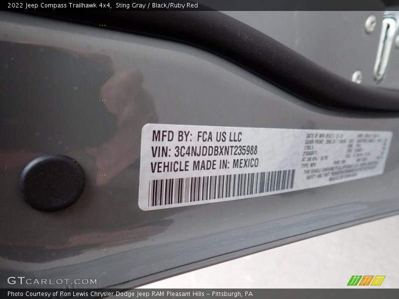 Sting Gray / Black/Ruby Red 2022 Jeep Compass Trailhawk 4x4