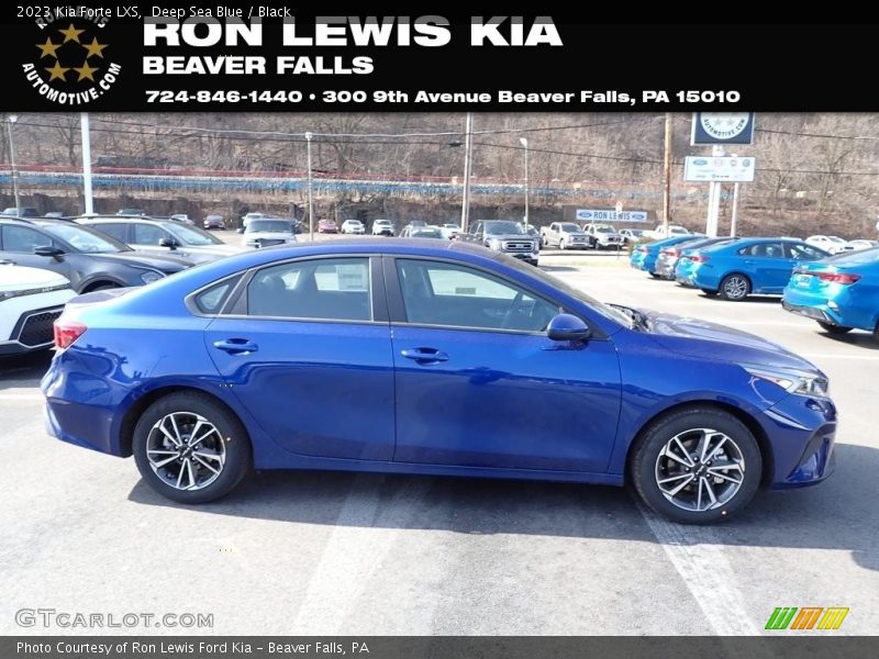 Deep Sea Blue / Black 2023 Kia Forte LXS