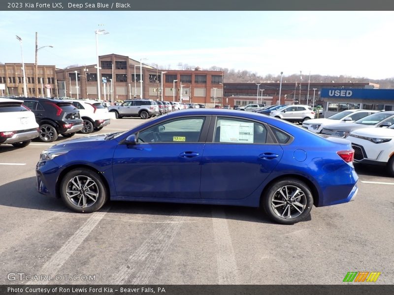 Deep Sea Blue / Black 2023 Kia Forte LXS