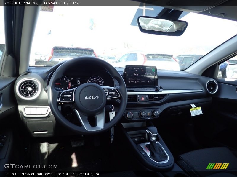 Deep Sea Blue / Black 2023 Kia Forte LXS