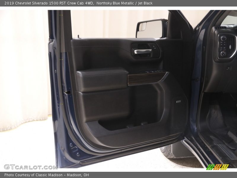 Northsky Blue Metallic / Jet Black 2019 Chevrolet Silverado 1500 RST Crew Cab 4WD