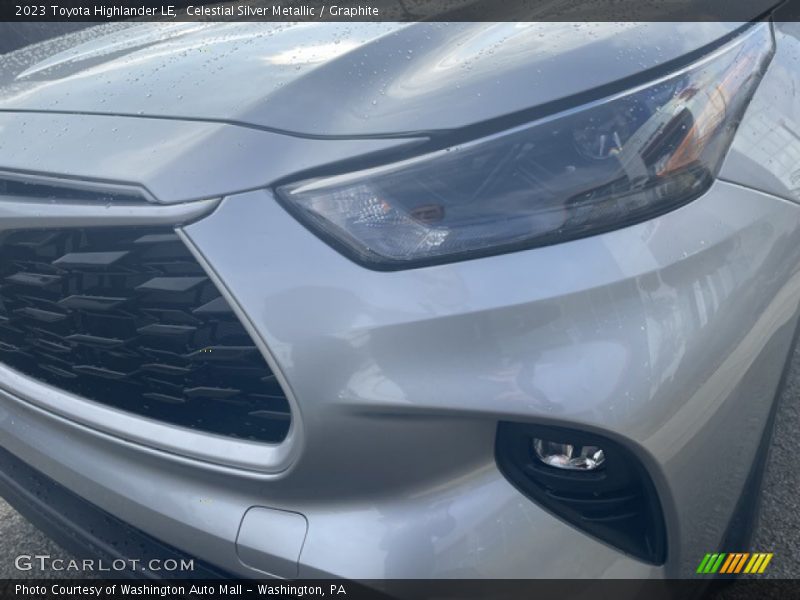Celestial Silver Metallic / Graphite 2023 Toyota Highlander LE