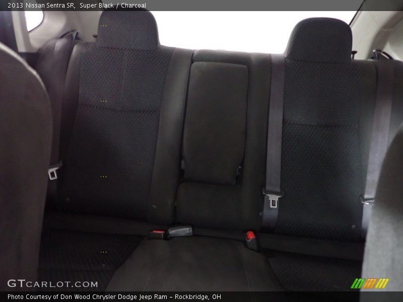 Super Black / Charcoal 2013 Nissan Sentra SR