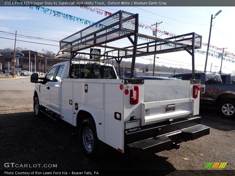 Oxford White / Medium Earth Gray 2021 Ford F350 Super Duty XL SuperCab 4x4 Utility Truck