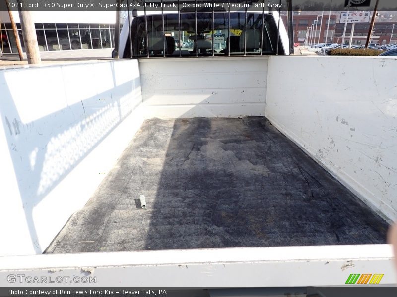 Oxford White / Medium Earth Gray 2021 Ford F350 Super Duty XL SuperCab 4x4 Utility Truck