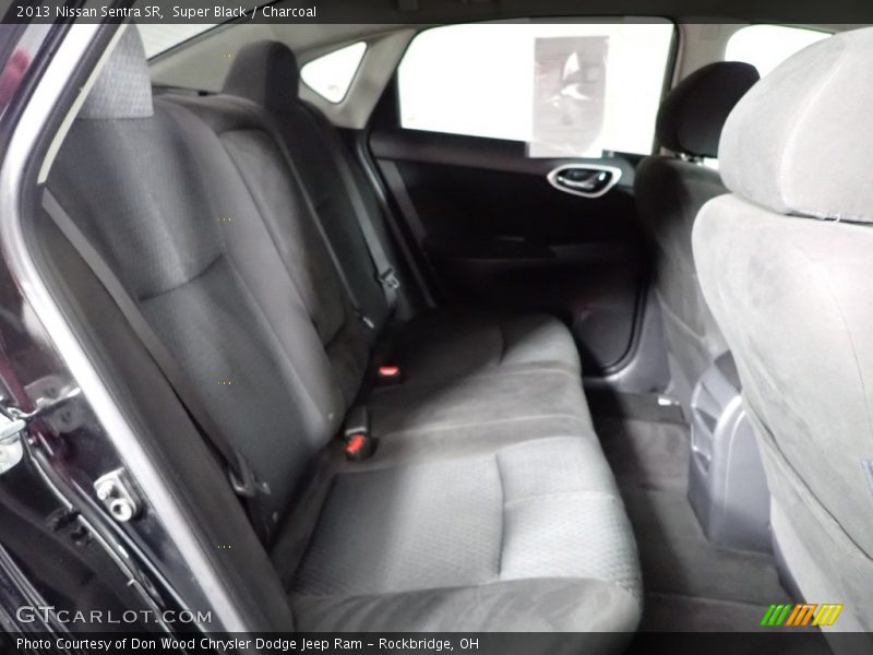 Super Black / Charcoal 2013 Nissan Sentra SR