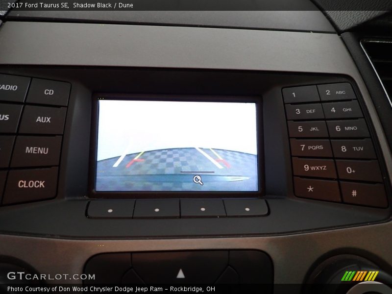 Shadow Black / Dune 2017 Ford Taurus SE
