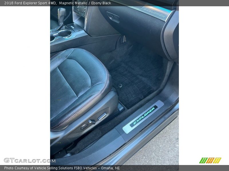 Magnetic Metallic / Ebony Black 2018 Ford Explorer Sport 4WD
