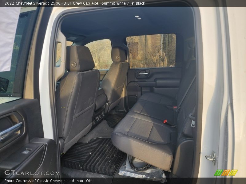 Summit White / Jet Black 2022 Chevrolet Silverado 2500HD LT Crew Cab 4x4
