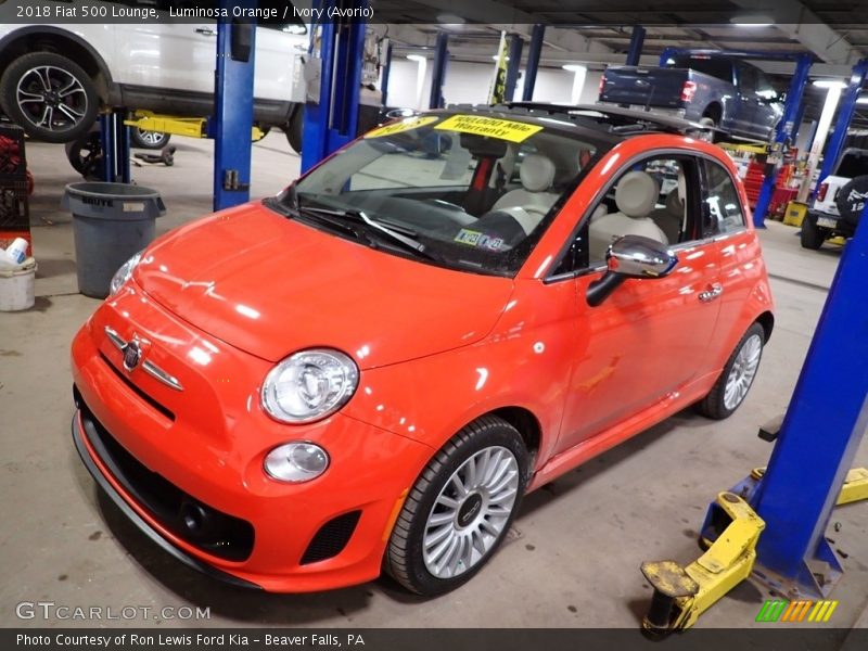 Luminosa Orange / Ivory (Avorio) 2018 Fiat 500 Lounge