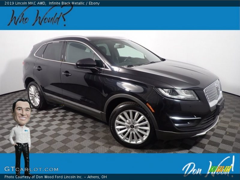 Infinite Black Metallic / Ebony 2019 Lincoln MKC AWD
