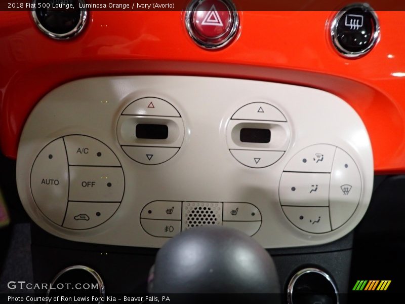 Luminosa Orange / Ivory (Avorio) 2018 Fiat 500 Lounge