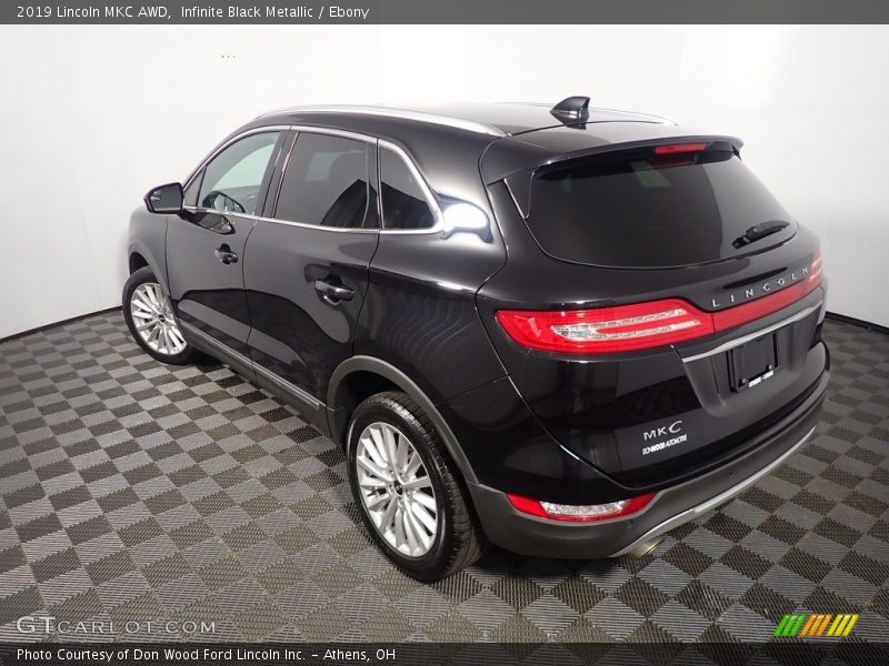 Infinite Black Metallic / Ebony 2019 Lincoln MKC AWD