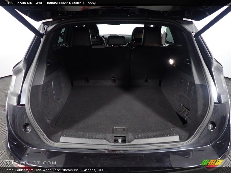  2019 MKC AWD Trunk
