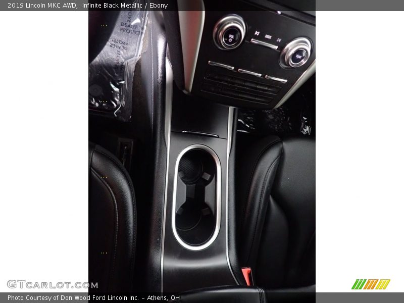 Infinite Black Metallic / Ebony 2019 Lincoln MKC AWD