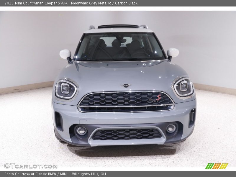 Moonwalk Grey Metallic / Carbon Black 2023 Mini Countryman Cooper S All4