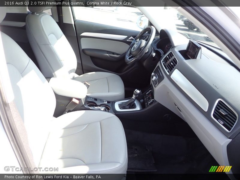 Cortina White / Rock Gray 2016 Audi Q3 2.0 TSFI Premium Plus quattro