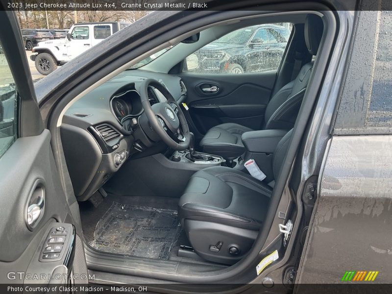 Granite Crystal Metallic / Black 2023 Jeep Cherokee Altitude Lux 4x4