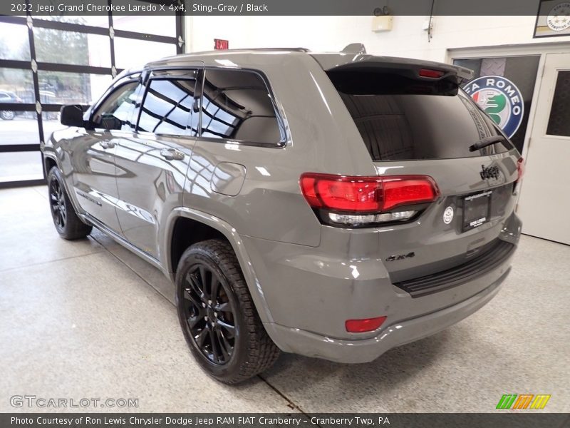 Sting-Gray / Black 2022 Jeep Grand Cherokee Laredo X 4x4