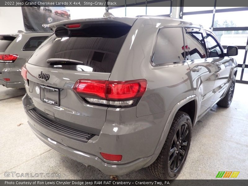 Sting-Gray / Black 2022 Jeep Grand Cherokee Laredo X 4x4