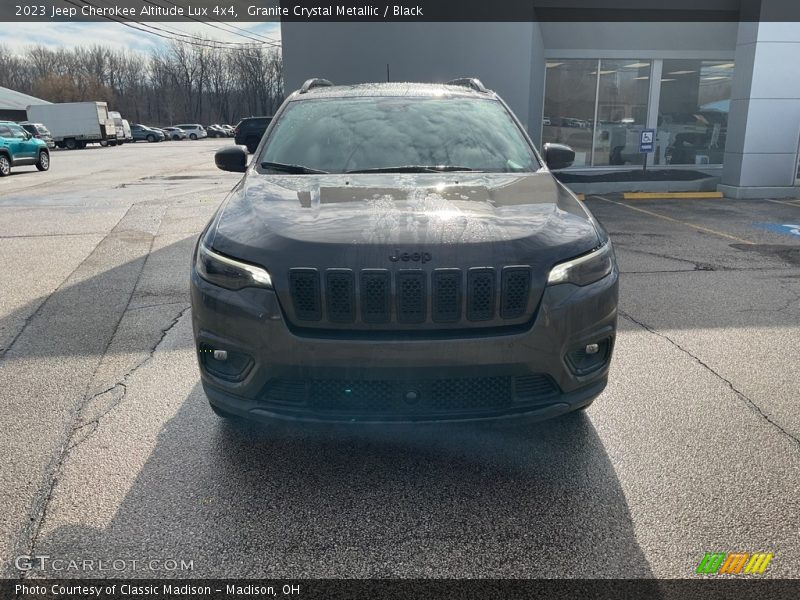 Granite Crystal Metallic / Black 2023 Jeep Cherokee Altitude Lux 4x4