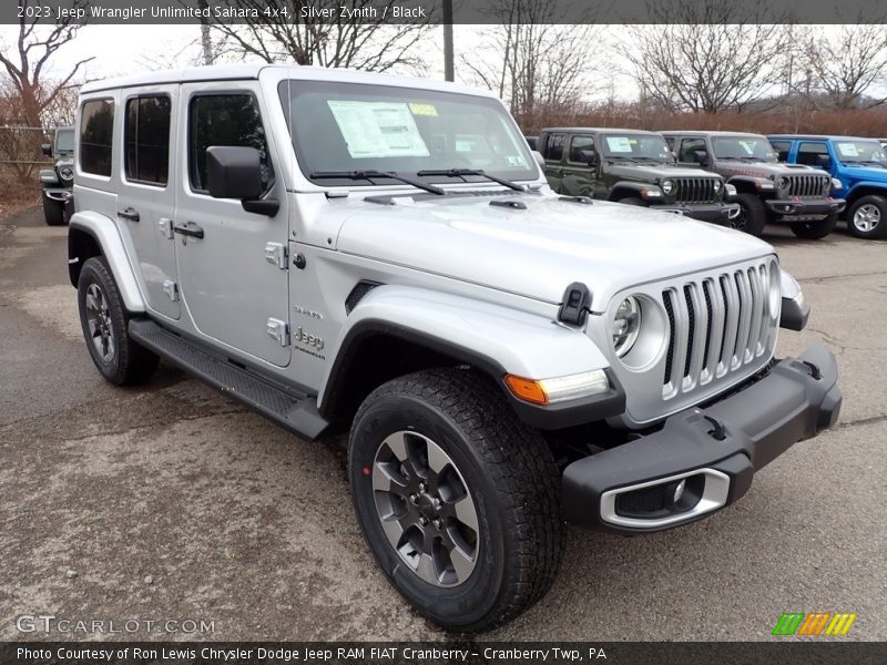 Front 3/4 View of 2023 Wrangler Unlimited Sahara 4x4