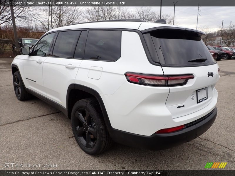 Bright White / Global Black 2023 Jeep Grand Cherokee L Altitude 4x4