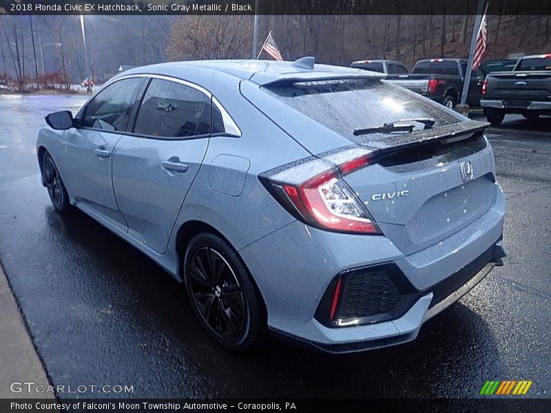 Sonic Gray Metallic / Black 2018 Honda Civic EX Hatchback