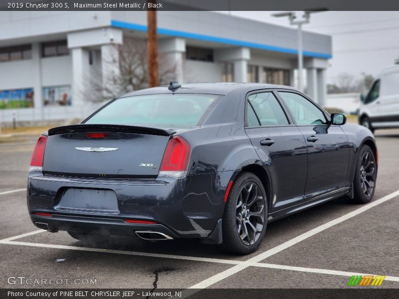 Maximum Steel Metallic / Black 2019 Chrysler 300 S