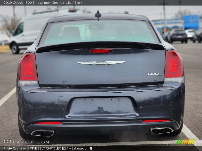 Maximum Steel Metallic / Black 2019 Chrysler 300 S