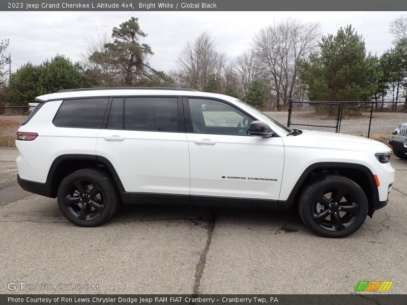 2023 Grand Cherokee L Altitude 4x4 Bright White
