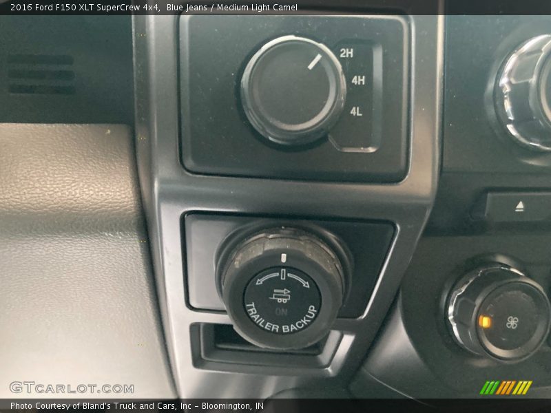 Blue Jeans / Medium Light Camel 2016 Ford F150 XLT SuperCrew 4x4