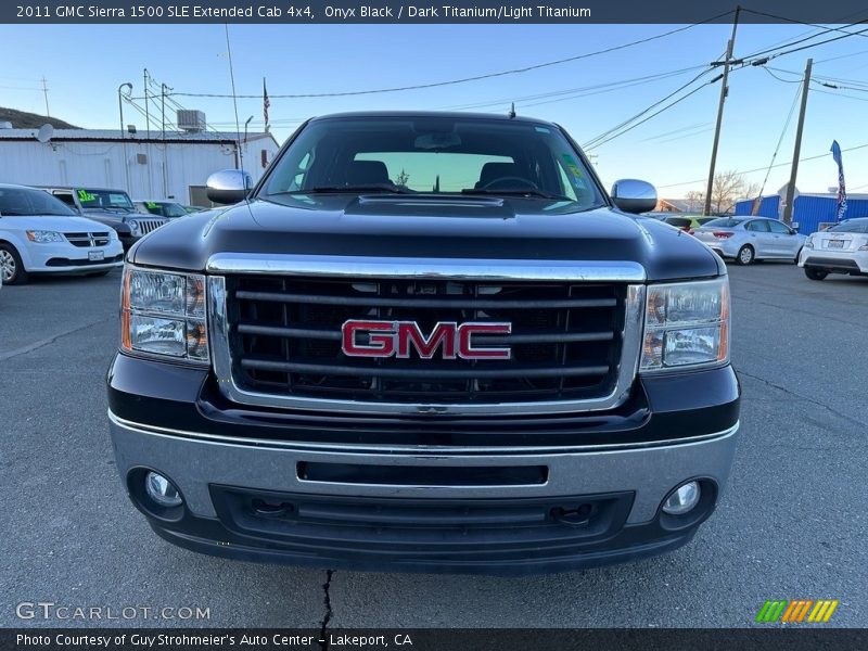 Onyx Black / Dark Titanium/Light Titanium 2011 GMC Sierra 1500 SLE Extended Cab 4x4