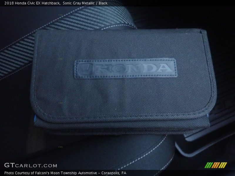 Sonic Gray Metallic / Black 2018 Honda Civic EX Hatchback