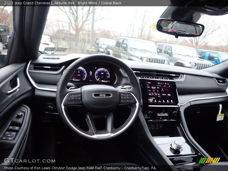 Bright White / Global Black 2023 Jeep Grand Cherokee L Altitude 4x4