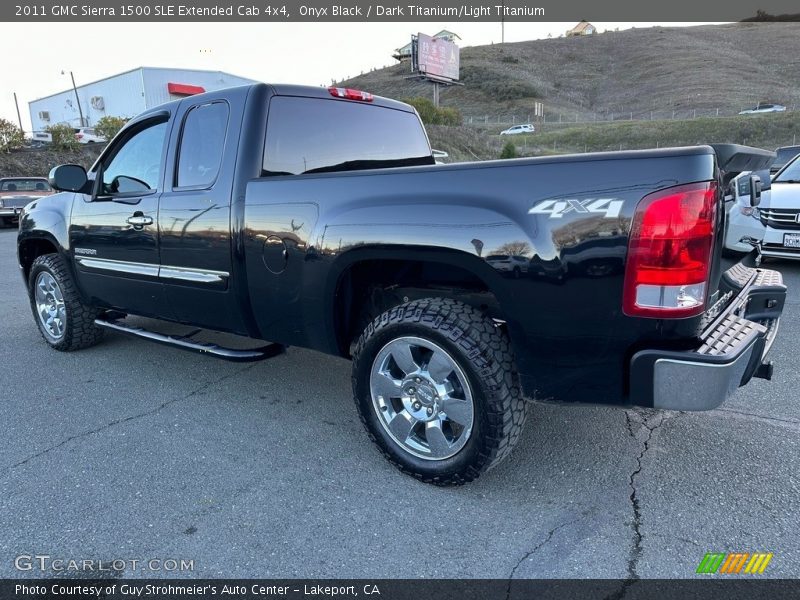 Onyx Black / Dark Titanium/Light Titanium 2011 GMC Sierra 1500 SLE Extended Cab 4x4