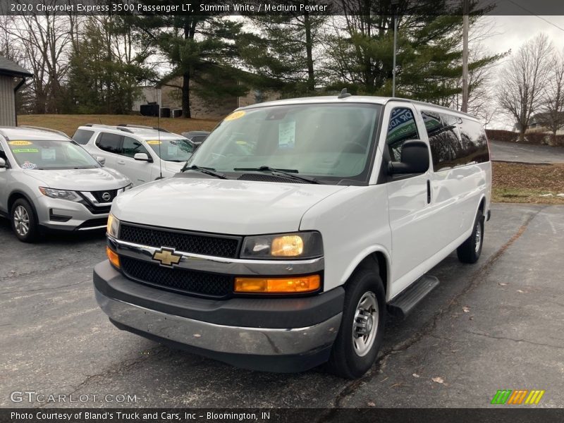 Summit White / Medium Pewter 2020 Chevrolet Express 3500 Passenger LT