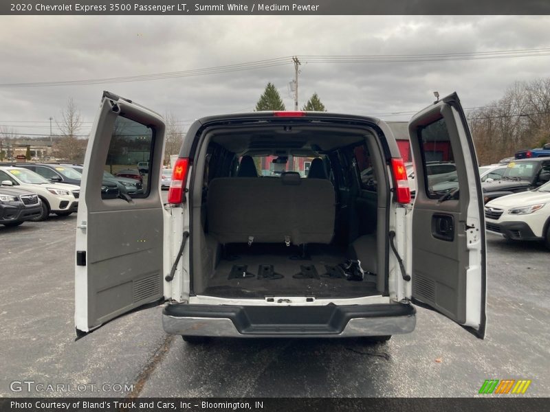 Summit White / Medium Pewter 2020 Chevrolet Express 3500 Passenger LT