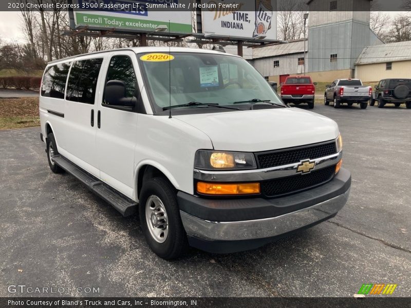 Summit White / Medium Pewter 2020 Chevrolet Express 3500 Passenger LT