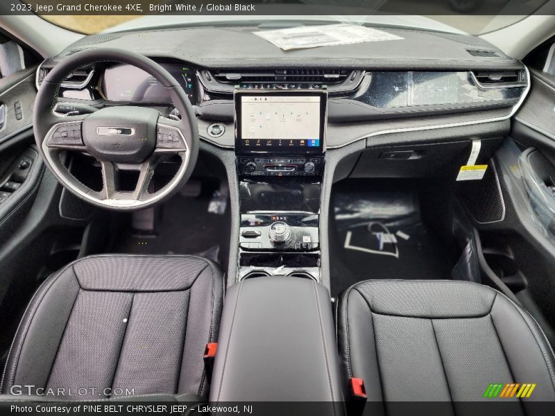 Bright White / Global Black 2023 Jeep Grand Cherokee 4XE