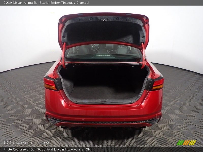 Scarlet Ember Tintcoat / Charcoal 2019 Nissan Altima SL