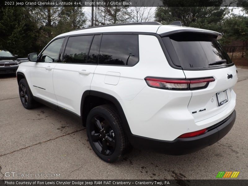 Bright White / Global Black 2023 Jeep Grand Cherokee L Altitude 4x4