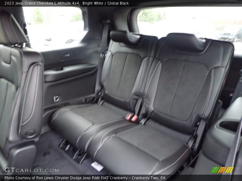 Bright White / Global Black 2023 Jeep Grand Cherokee L Altitude 4x4