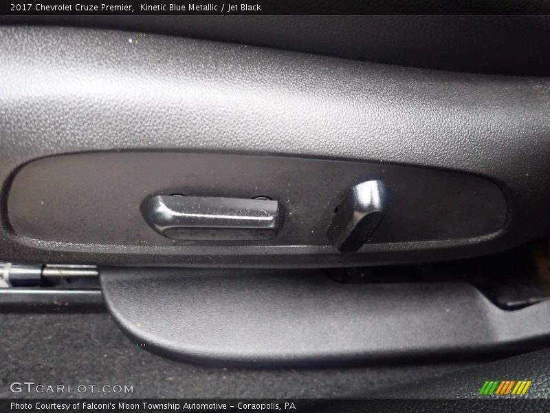 Kinetic Blue Metallic / Jet Black 2017 Chevrolet Cruze Premier